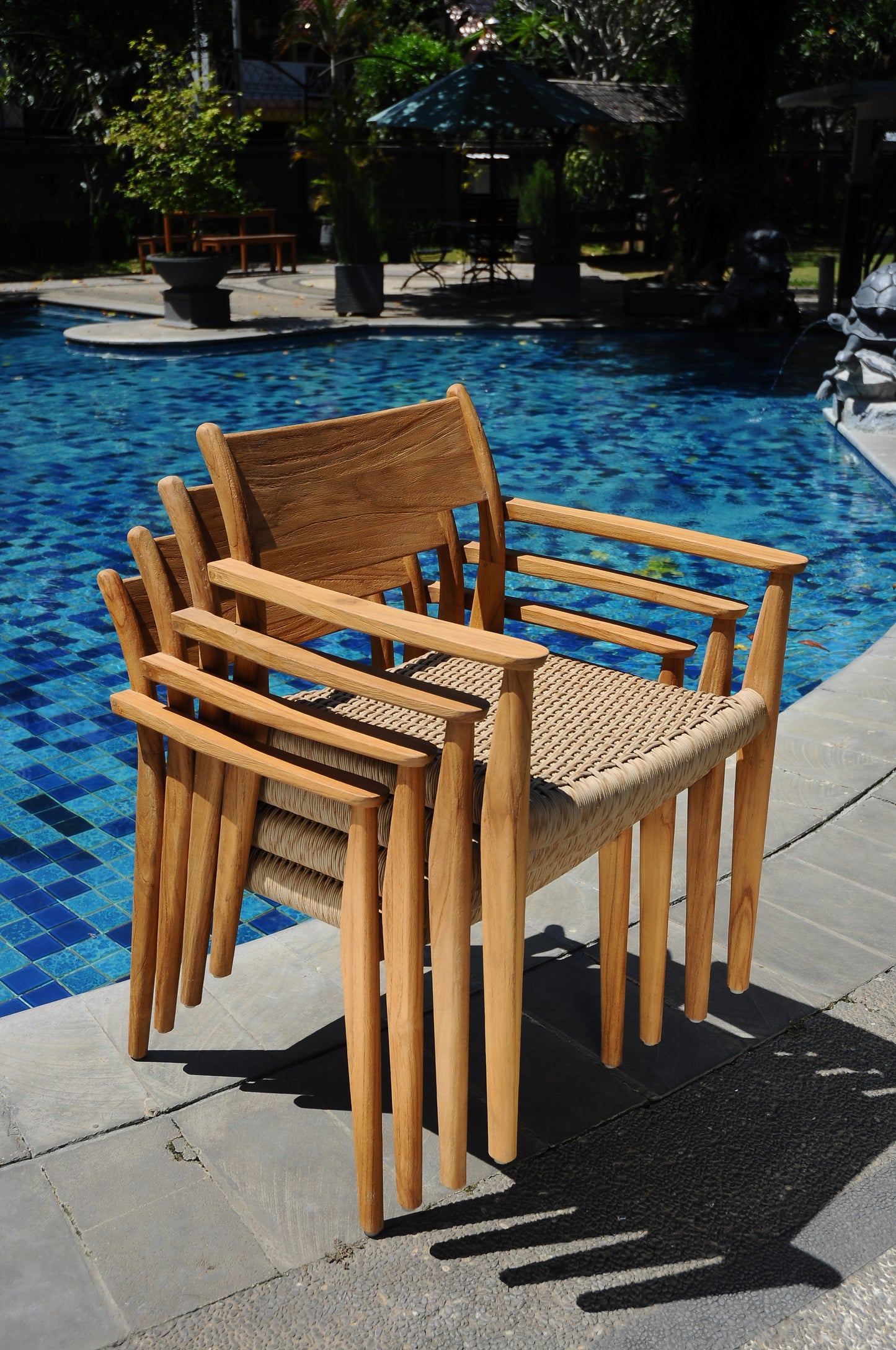 Amilo Stacking Arm Dining Chair